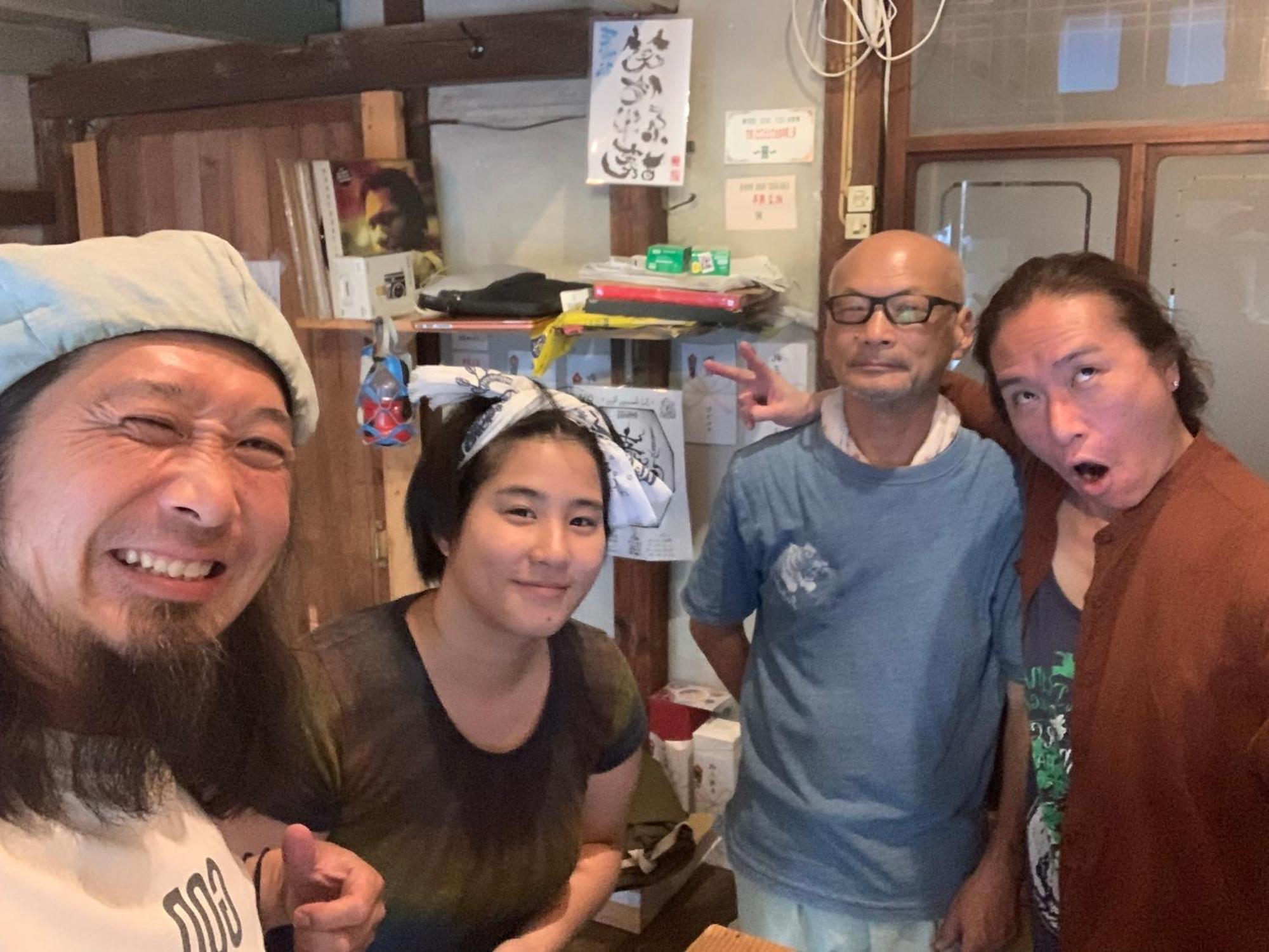 Bakushuku Den Guest House Brew Matsuyama  Dış mekan fotoğraf